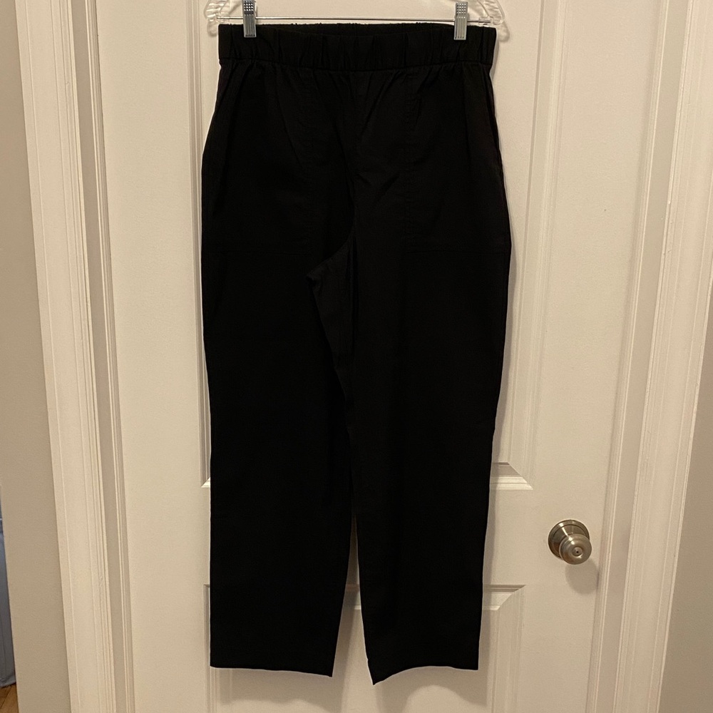 GAP Women's Off-During Khaki Straight Leg Pants - Black
Size M